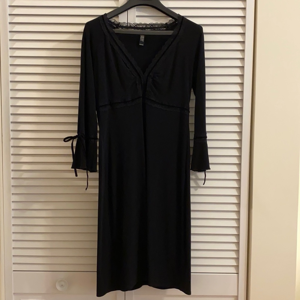 Sexy little black dress with velvet ribbon details